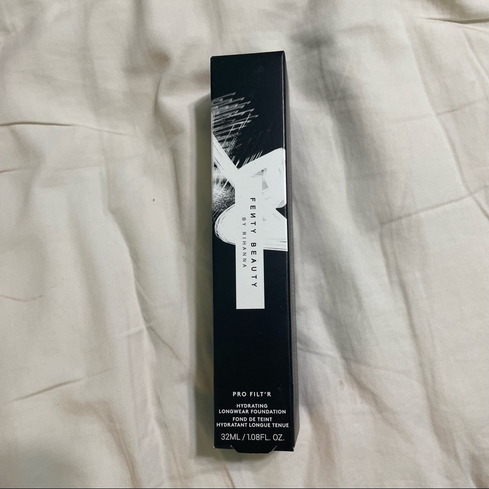 ‼️FENTY BEAUTY PRO FILTER HYDRATING FOUNDATION 105 - Picture 5 of 7